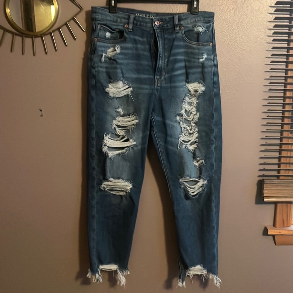 American Eagle Distressed Boyfriend Jeans